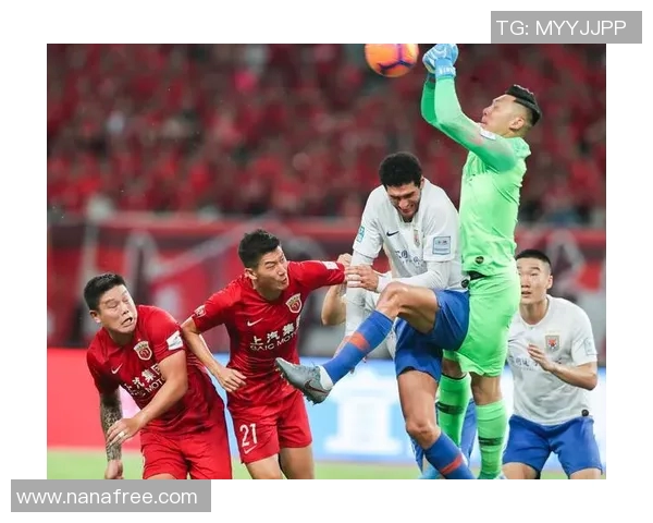 上港与恒大足协杯激战正酣精彩直播全程回顾与分析